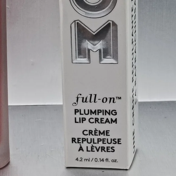 Buxom Full-on Plumping Lip Cream shade SANGRIA - Picture 2 of 3